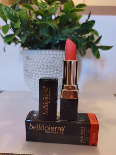 Lápiz labial mineral mate Bellapierre Cosmetics tamaño completo - varios colores - NUEVO - Imagen 8 de 10