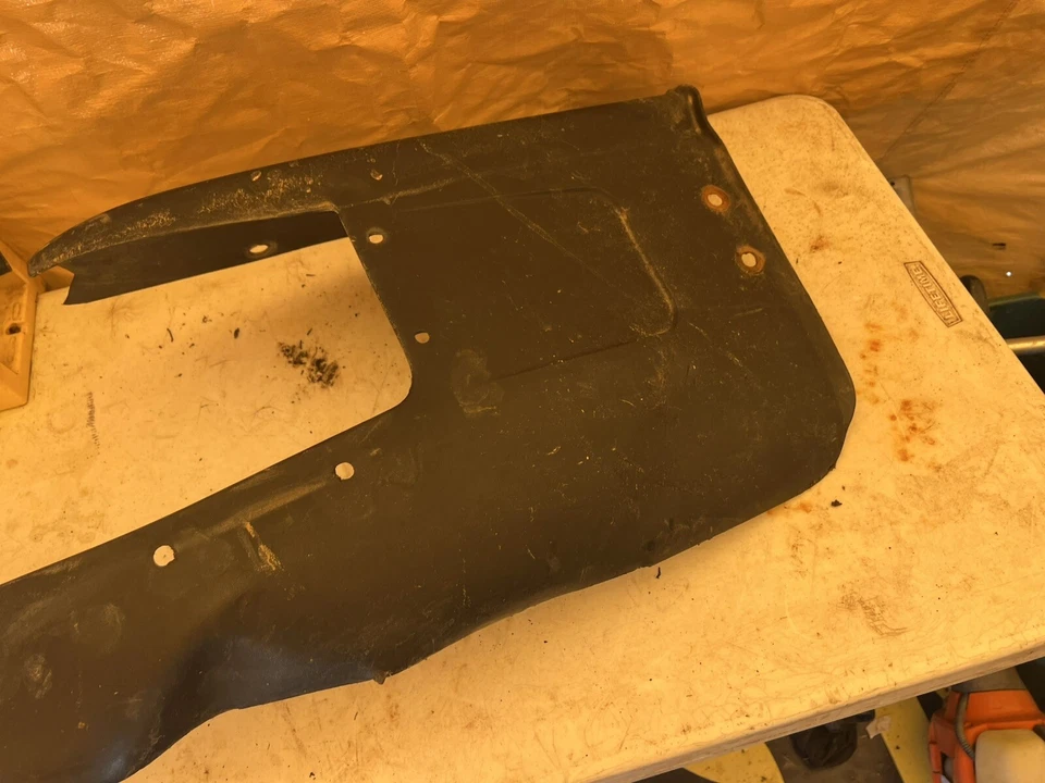 98-01 Arctic Cat 400 500 4x4 Manual Front Left Mud Guard Fender Flare - Image 4 of 4