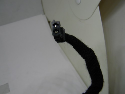 Buick, Chevrolet, Cadillac, GMC door handle Courtesy LED lamp PIGTAIL CONNECTOR - Picture 9 of 11