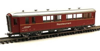 BEMO H0m 12mm Personenwagen Restaurant RhB Rhätrische Bahn WR 3814, D19/52
