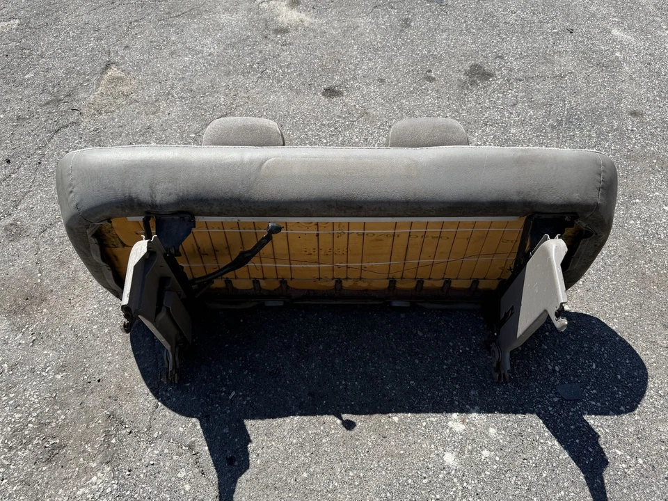 2000 CHEVROLET ASTRO VAN REAR SEATS OEM BENCH CLOTH - Image 3 of 4