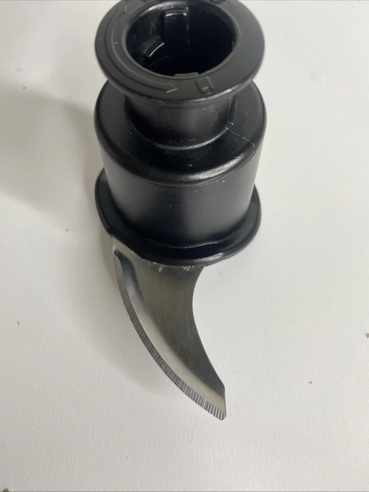 Black + Decker 8-Cup Food Processor FP4200B FP4100B Stainless Steel S Blade - Image 3 of 4