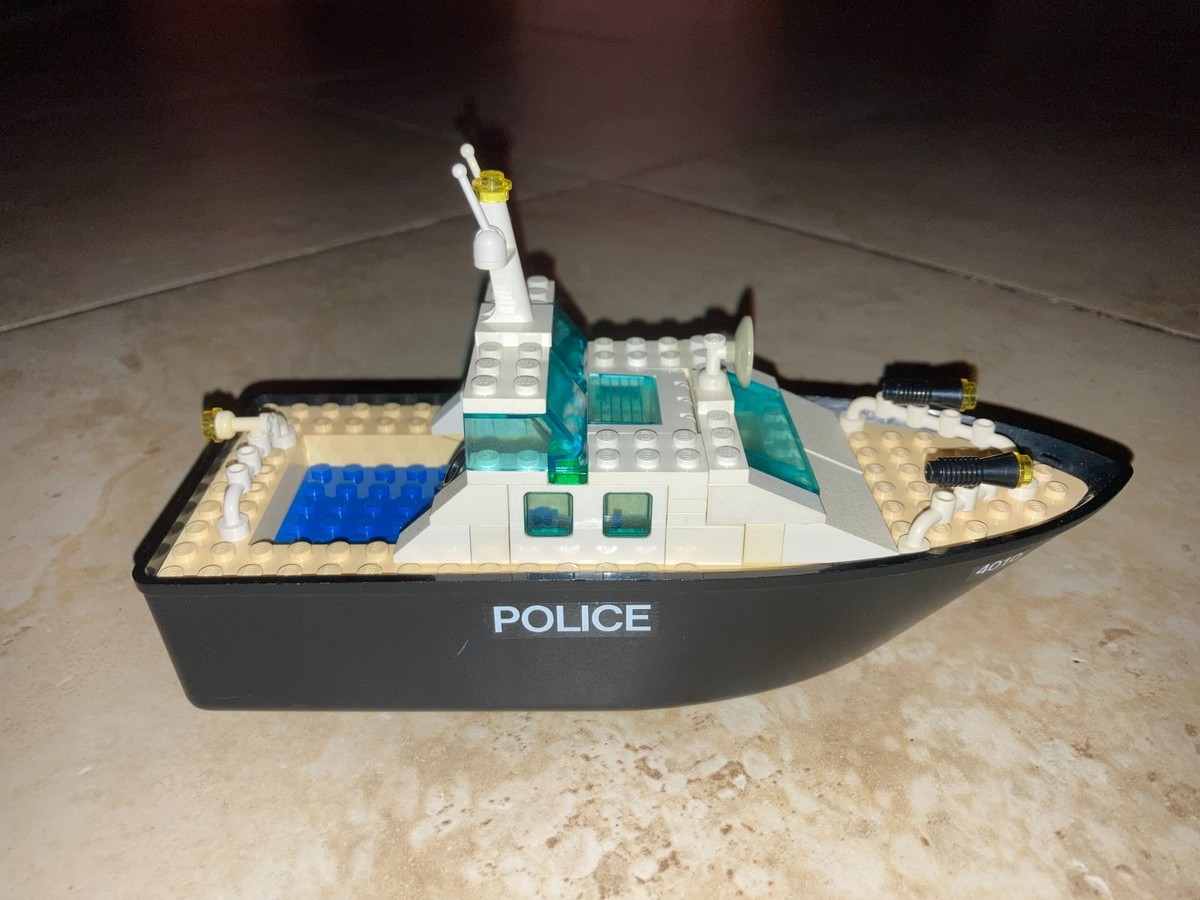 COMPLETE Lego 4010 Police Rescue Boat + manual, vintage from 1987 
