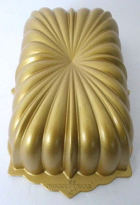 Nordic Ware Classic geriffelte Kastenform 6 Tassen 1,4 l Aluminiumguss Gold 10” x 5,5” - Bild 1 von 4