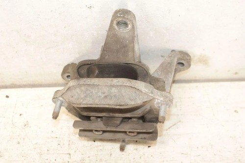 AUDI A4 Avant 8K5, B8 Motorlager Vorne 8K0399151 2.00 Diesel 2009 33303220