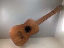 Vintage Regal Ukulele w/side crack