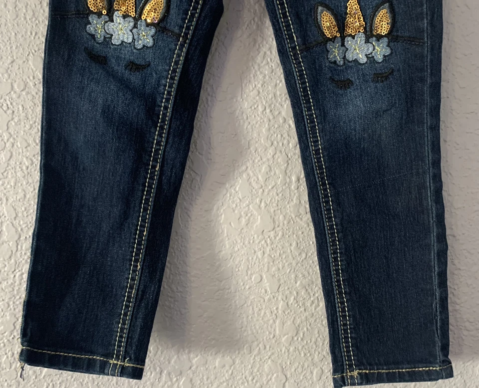 Pantalones de mezclilla ajustados VIGOSS the Jagger para niñas talla 4T lentejuelas doradas unicornio Foto 4 de 4