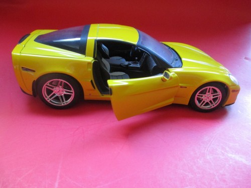 Jada 2006 06 Chevrolet Chevy Corvette Z06 Giallo Diecast 1/24 nuovo senza scatola - Foto 4 di 4
