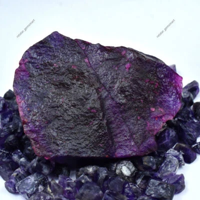 Pierre précieuse en vrac brute CERTIFIÉE TANZANITE BRUTE NON COUPÉE VIOLETTE ... - Photo 1/4