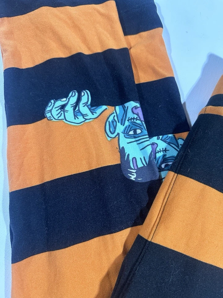 Leggings LuLaRoe TC2 em excelente estado usado listra preta laranja FRANKENSTEIN Monster HALLOWEEN - Imagem 3 de 4