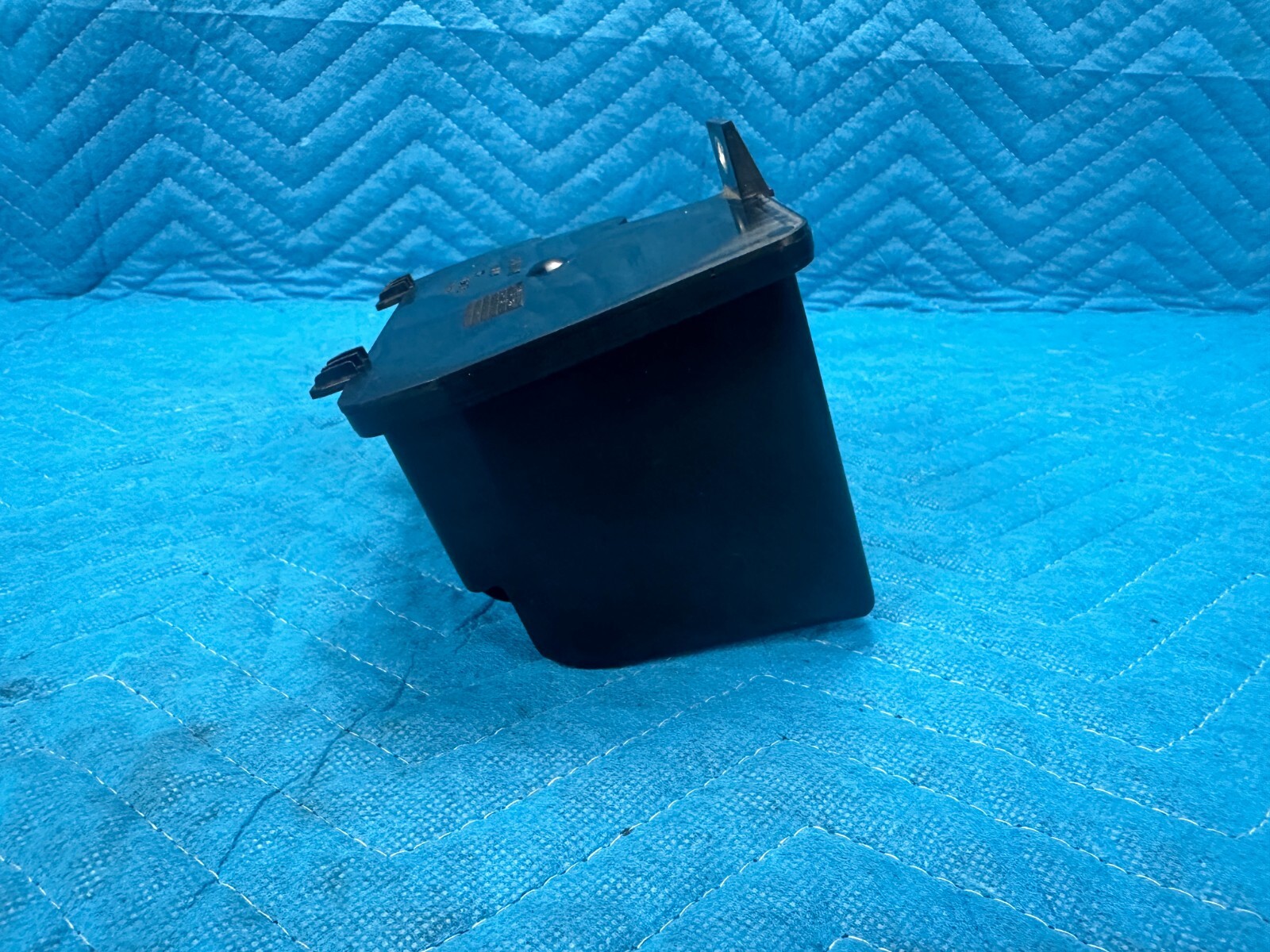 Bentley Continental Flying Spur Fuel Filter Compensation Tank 29k 2006-2012 OEM