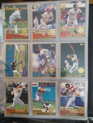 2000 Topps base cards Home Team Advantage 1-240 Pick from drop down list