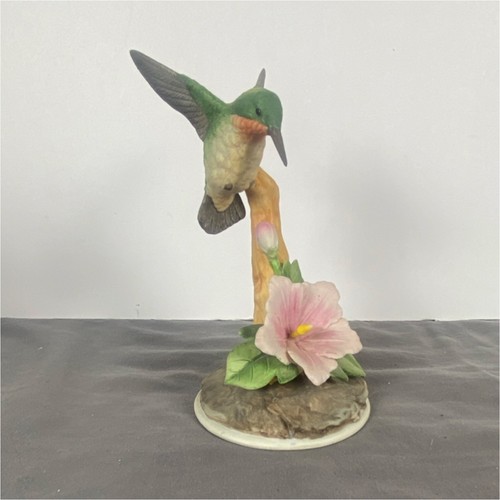 Andrea by Sadek Hummingbird Porcelain Figurine Collectible Sculpture