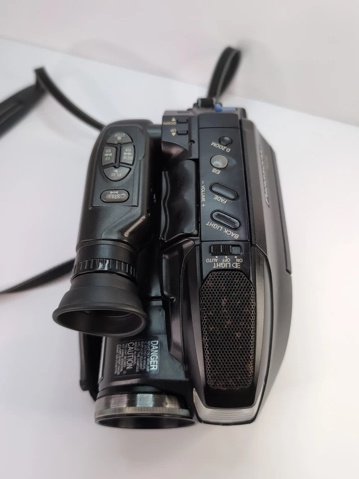 Panasonic Palmcorder Camcorder PV-L559D  VHSC Palmsight TESTED.  - Image 4 of 4