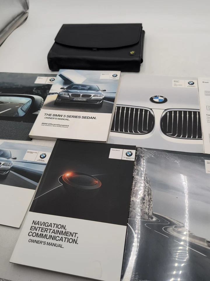 13 2013 BMW Serie 5 528i 535i 550i xDrive manual del propietario con navegación Foto 3 de 3