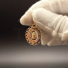 Colgante Medalla Nuestra Señora de Guadalupe Oro Tricolor 14K Circonitas Cúbicas