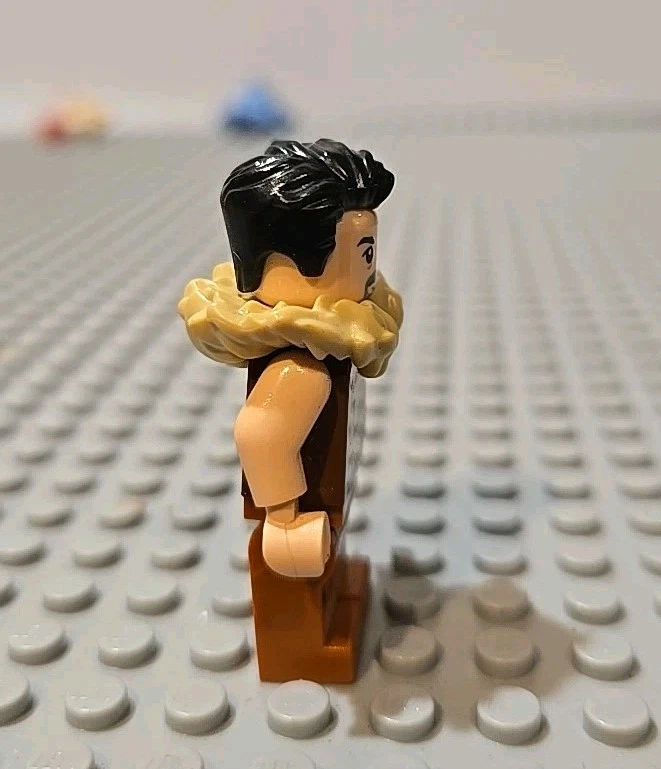 Человек-паук охотник Крэйвен LEGO Minifigure 76057 - Изображение 3 из 4