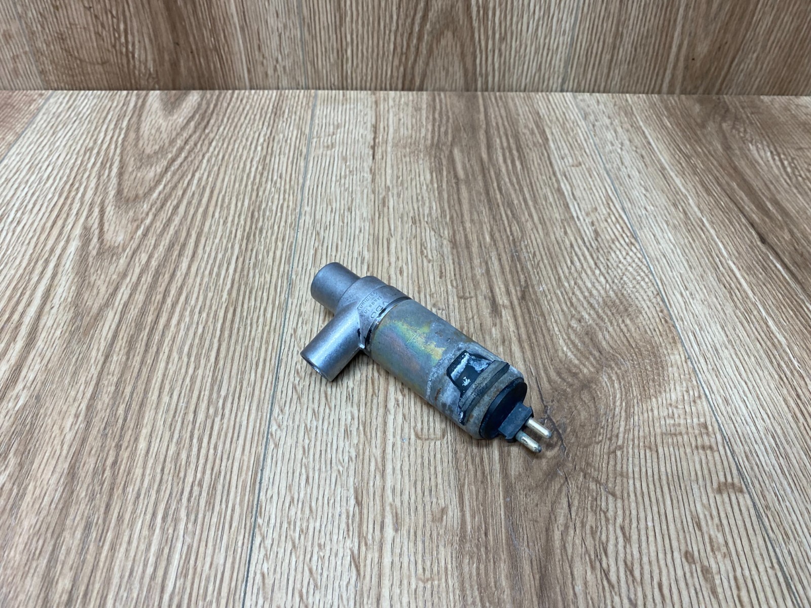 MERCEDES R107 W126 560SEL 420SEL V8 AIR IDLE SPEED CONTROL VALVE OEM 86