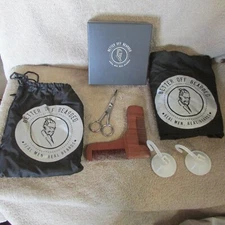 Better Off Bearded Grooming Kit - Comb, Scissors and Cape  (BR 1)