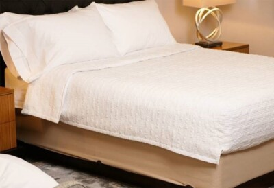 #ad Hampton Inn Hotel Duvet Cover and Duvet King $329.00