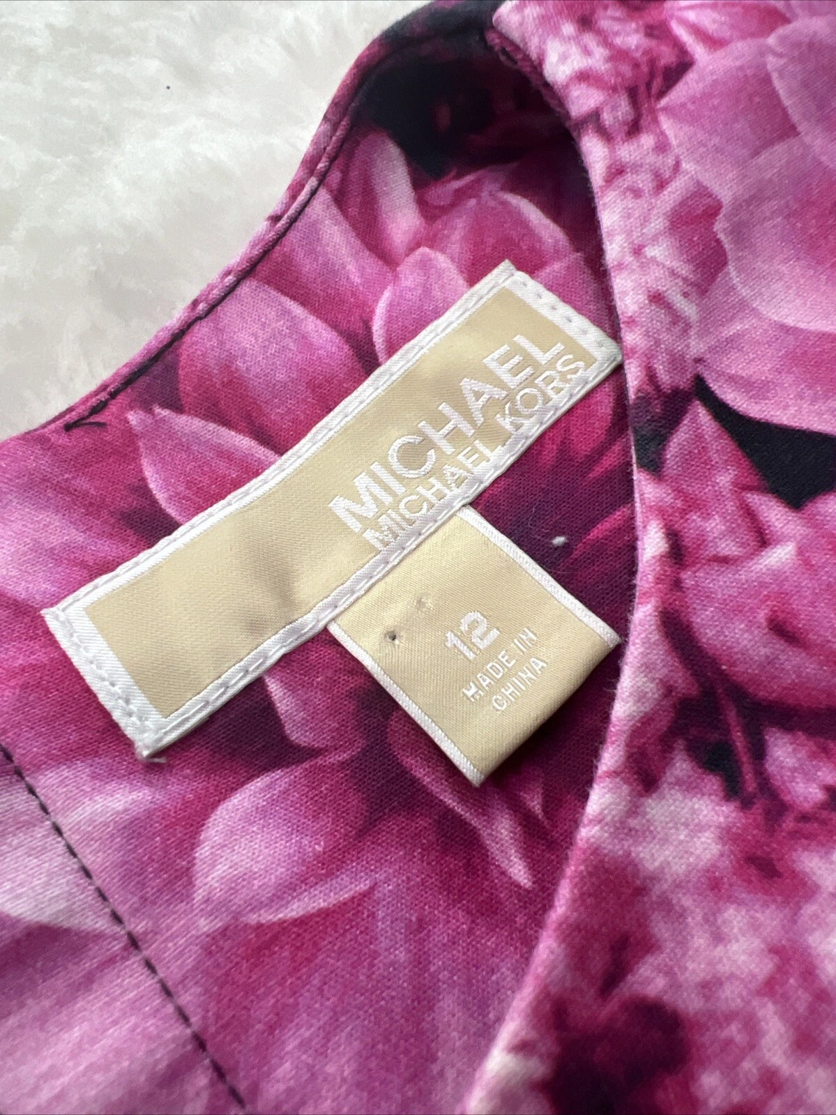 Mini abito floreale rosa Michael Kors con cerniera posteriore a esposizione nero taglia 12