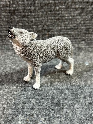 Scheich Howling Gray Wolf Wild Animal Figure Retired Collectible D-73527 Rare