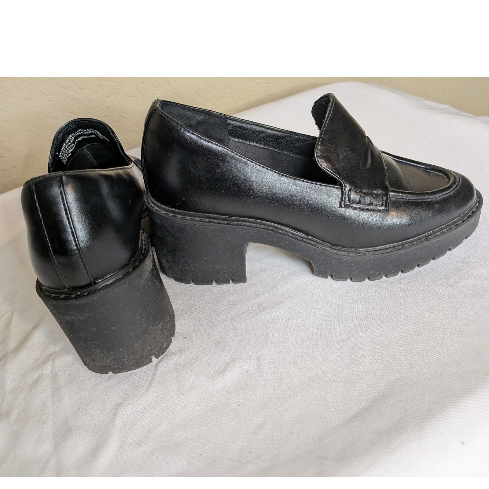 Universal Thread Black Chunky Platform Loafers Sz… - image 4
