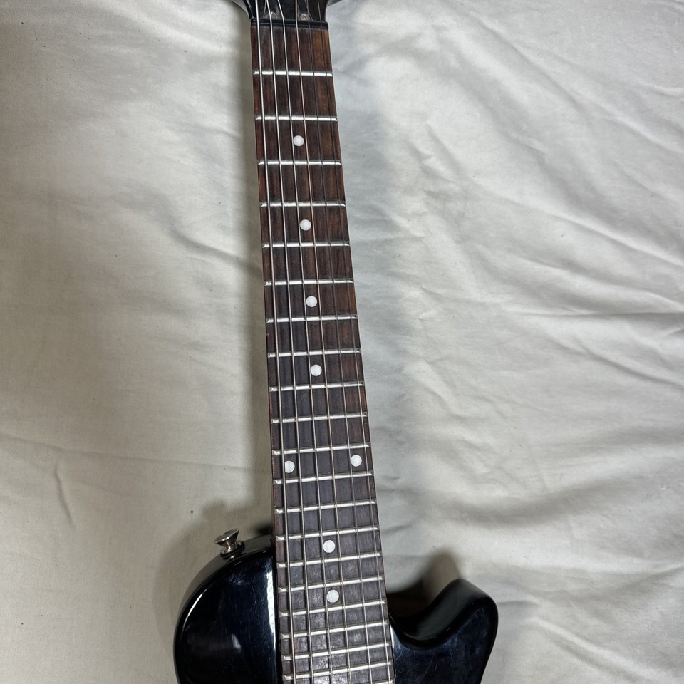 Epiphone Les Paul Pee-Wee Mini Black Guitar | eBay