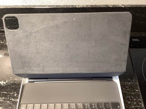 Oryginalna klawiatura Apple iPad Pro Magic 12,9'' 3. 4. 5. Gen AZERTY - Zdjęcie 9 z 9