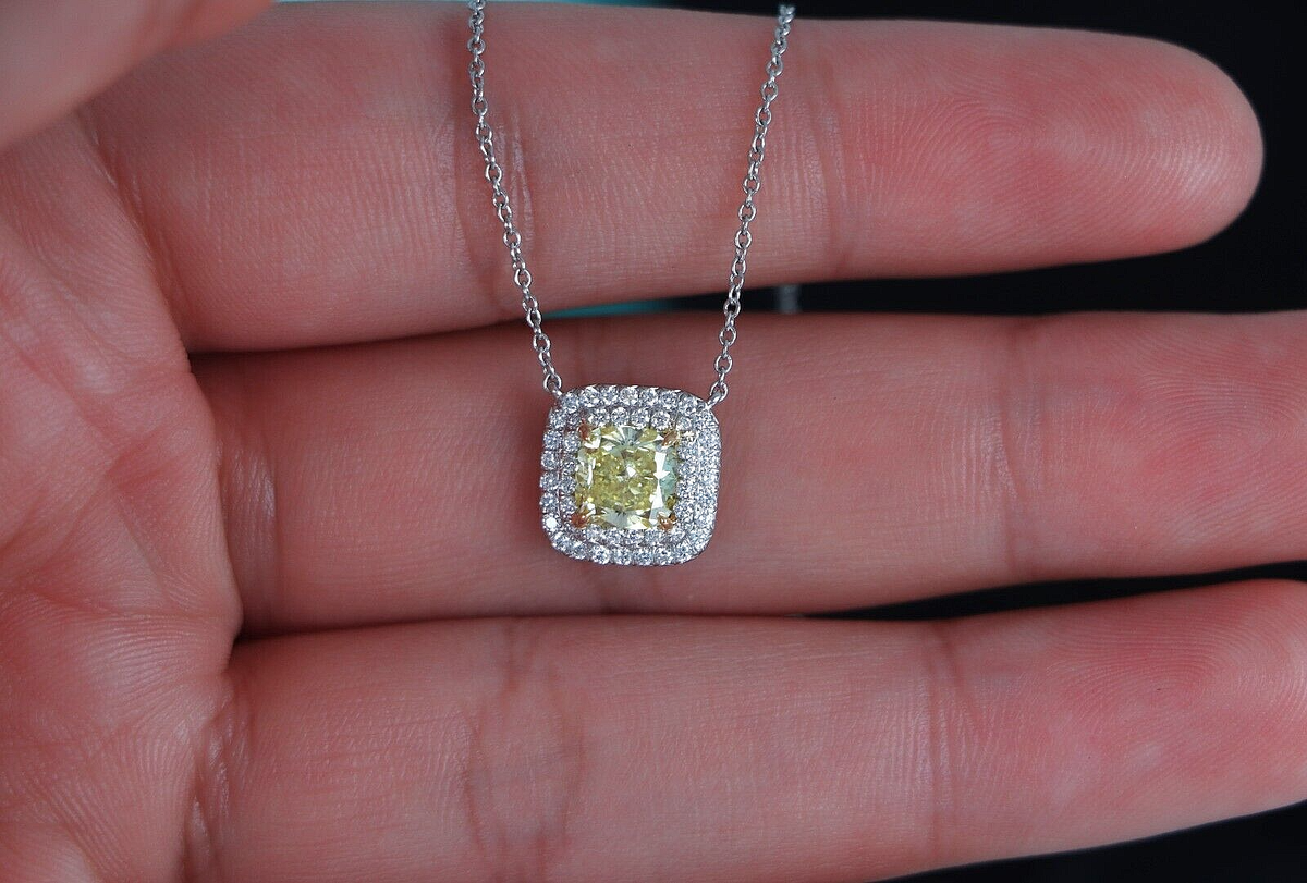 Tiffany Co Soleste Platinum Cushion Fancy Intense Yellow