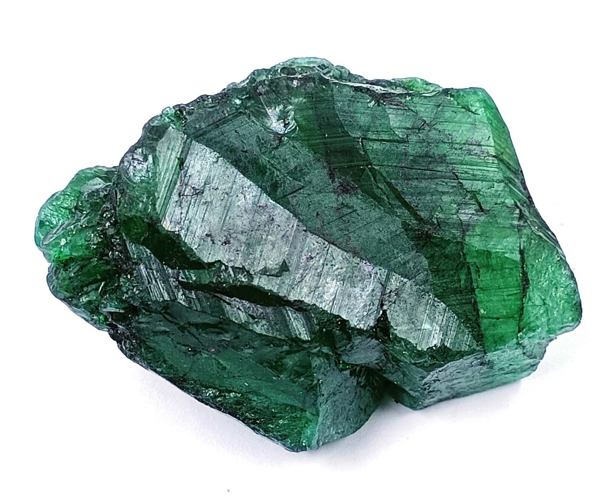 DYED NATURAL CERTIFIED 450 CT GREEN EMERALD TRANSLUCENT ROCK