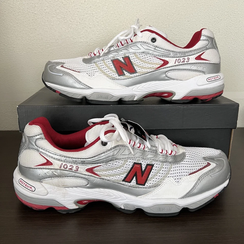 Vintage RARE Chaussures New Balance 1023 Blanc Rouge Made in England Homme Ta... - Photo 1/4