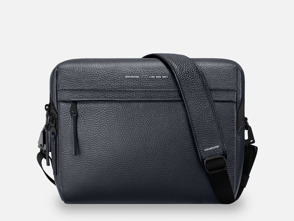 Grams(28) 154 City Pack, Italian Leather. Neu