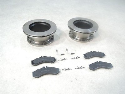 1 Satz Bremsscheiben hinten + 1 Satz Bremsklötzer für Multicar Fumo M27 M30 M31
