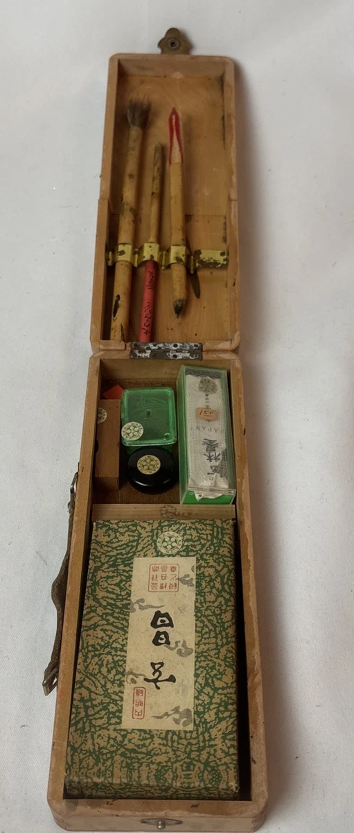 Japanese calligraphy　花と石の墨書掛軸 木製収納ケース付き Japanese Calligraphy Set In Collectible Calligraphy Tools for sale