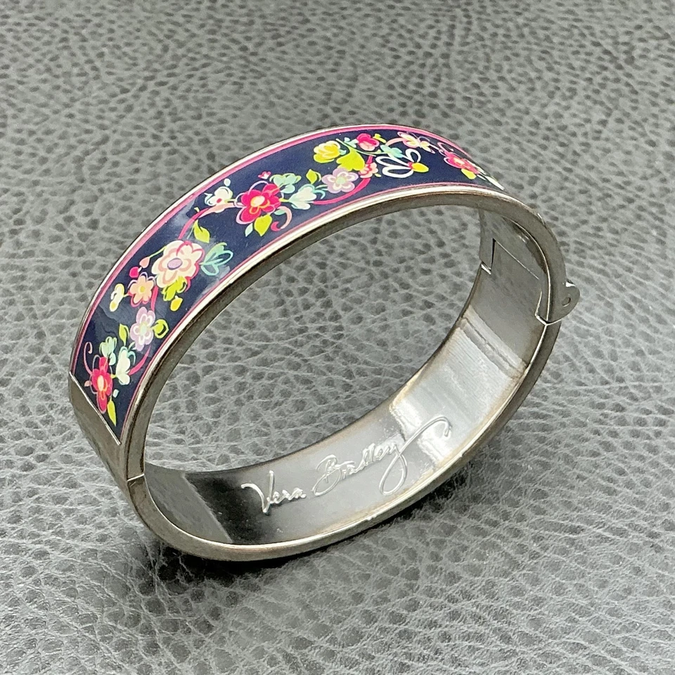 Pulseira Vera Bradley feminina floral esmalte articulado tom prata rosa marinho - Imagem 2 de 4