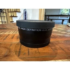 Digital Concepts High Definition 0.5X Wide Angle/Macro Lens w/ Caps & Filter