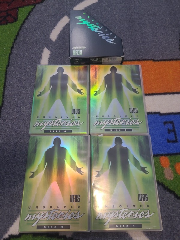 Unsolved Mysteries: UFOS, Disc 4 Box Set (DVD, 2009)Robert Stack  