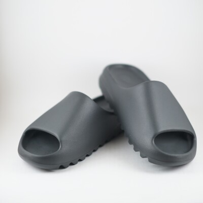 Adidas Yeezy Slide Onyx HQ6448 Size 12 Men's BRAND NEW 2023 | eBay