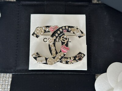 BNIB 100%AUTH 24S Chanel Black Fancy CC Logo Brooch Metal BNIB 100%AUTH 24S Chanel Black Fancy CC Logo Brooch Metal