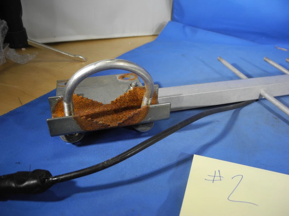 Radioaficionado CUSHCRAFT PC917N YAGI ANTENA 917 A 952 MHZ Foto 3 de 4