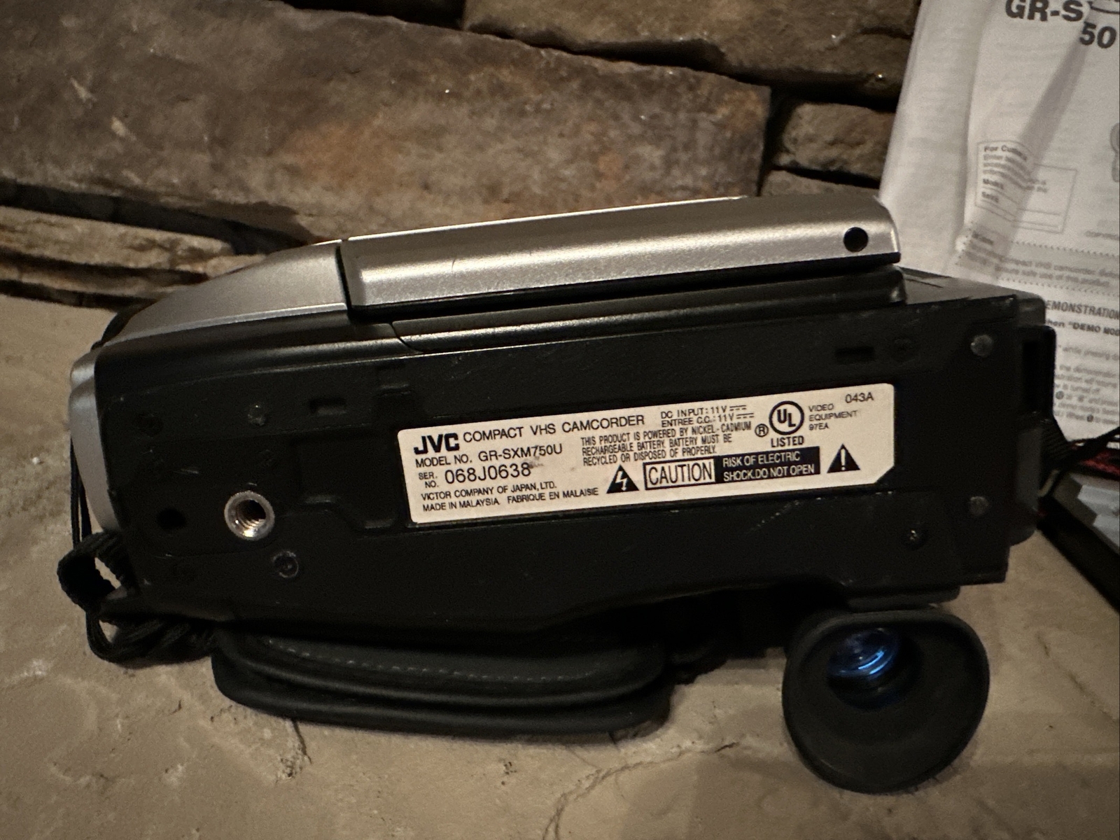 JVC GR-SXM750U 600x Digital Zoom LCD Monitor Compact VHS Camcorder Lot Working