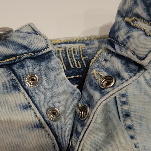 Justice Denim Faded Skirt Button Clasps Distressed Girls/Youth Size 20 - Picture 6 of 10