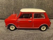 Kyosho 1/18 Scale Diecast  Morris Mini Cooper 1275S Red/ White Missing D/Mirror
