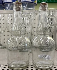 Lot of 2 Tableware Oil and Vinegar Cruet Glass Bottle Bottles Cruets 6 oz.