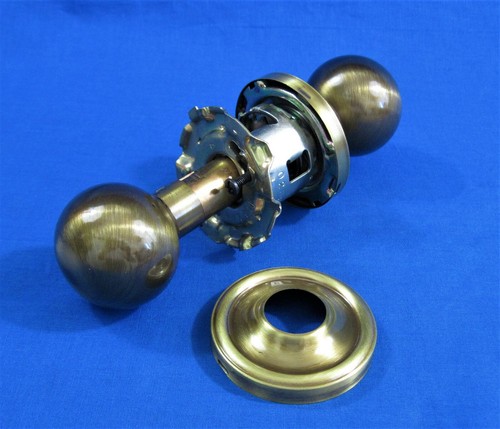 AMEROCK - Antique English Brass Barrington Series Passage Door Knob Set - B44285 - Picture 6 of 11