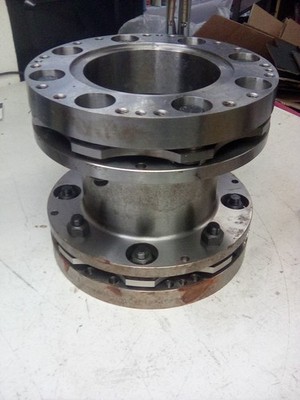 Rexnord Thomas 312 Ser 71 Flexible Disc Coupling 4-5/8'' Bore W/Hardware
