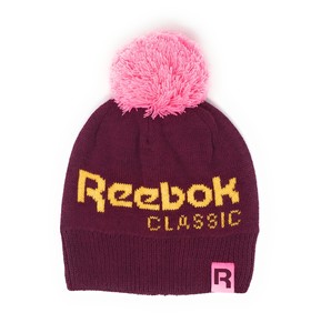 maroon bobble hat
