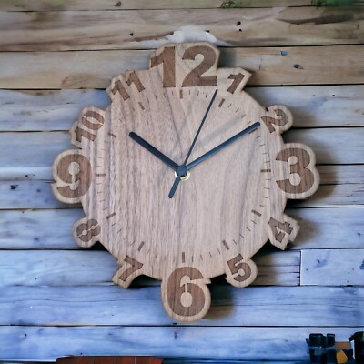 Runde nummerierte Holzuhren mit individueller Gravur - leise Zecke, Eiche/Nussbaum/Kirsche