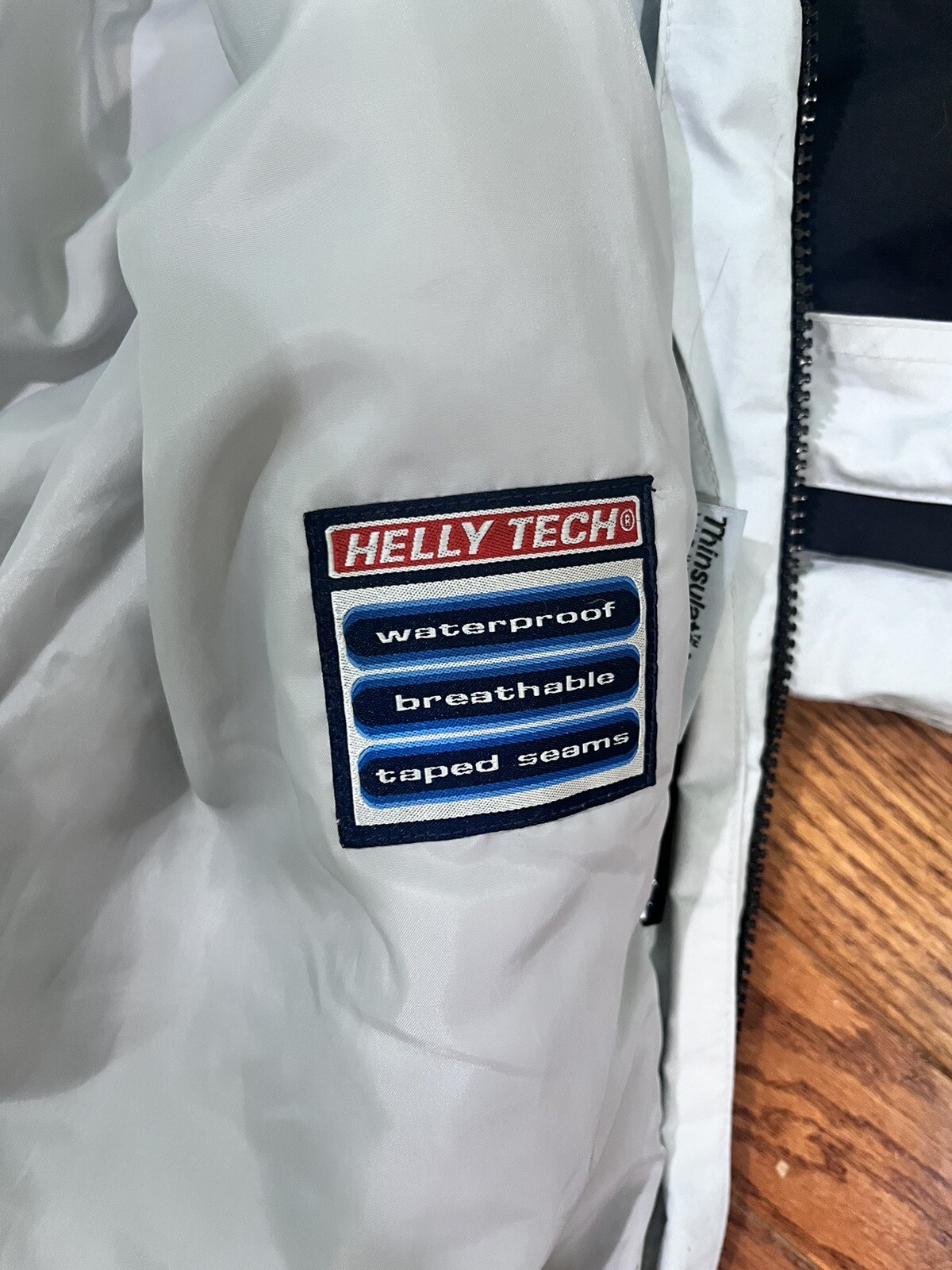 helly hansen jacket womens medium - image 8